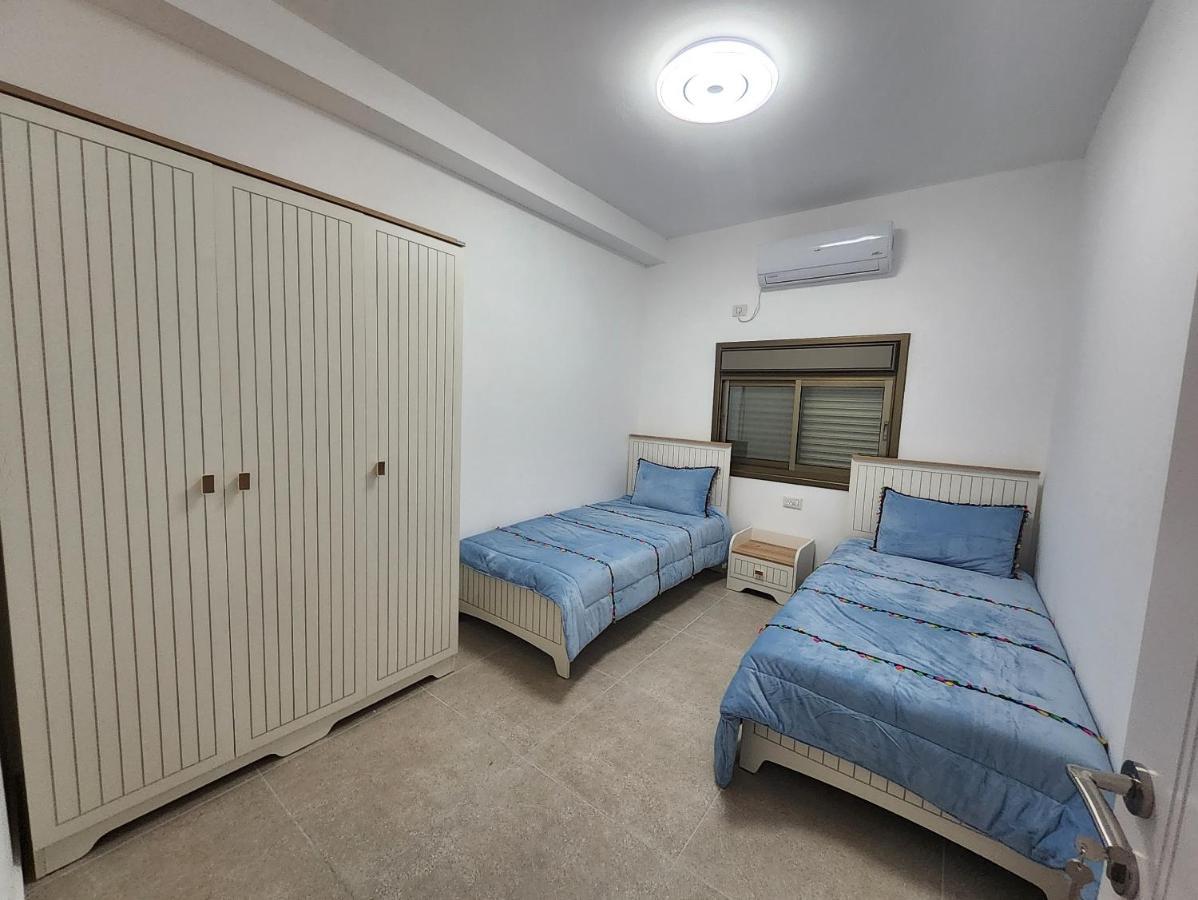 Garden Apartments. Mas'ada Экстерьер фото